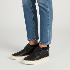 NEW‎ TOMS Women's Black Slip On Paxton shoes 5